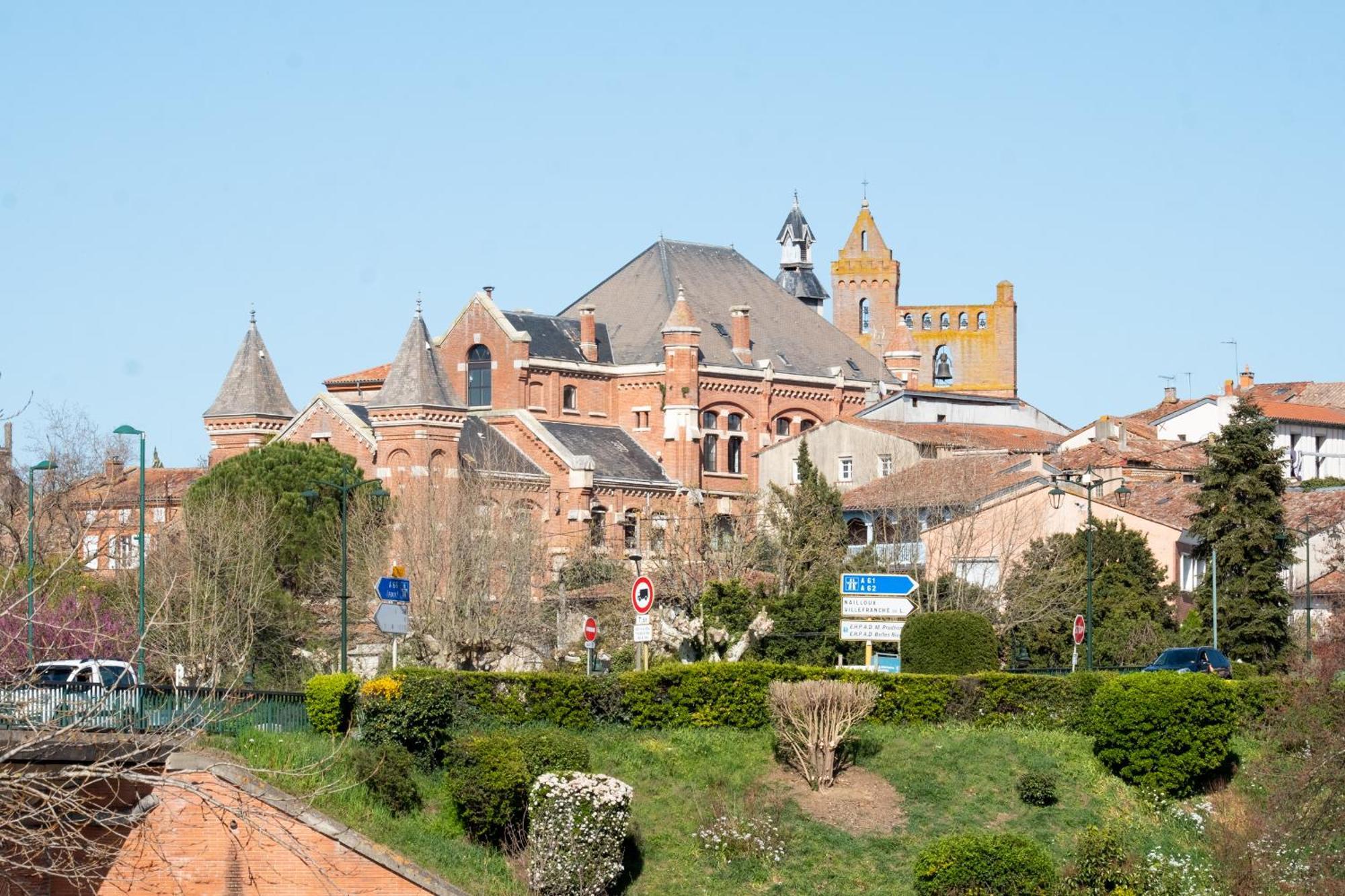 Evasions-Echappee, Centre-Ville, Gare Auterive  Exterior photo